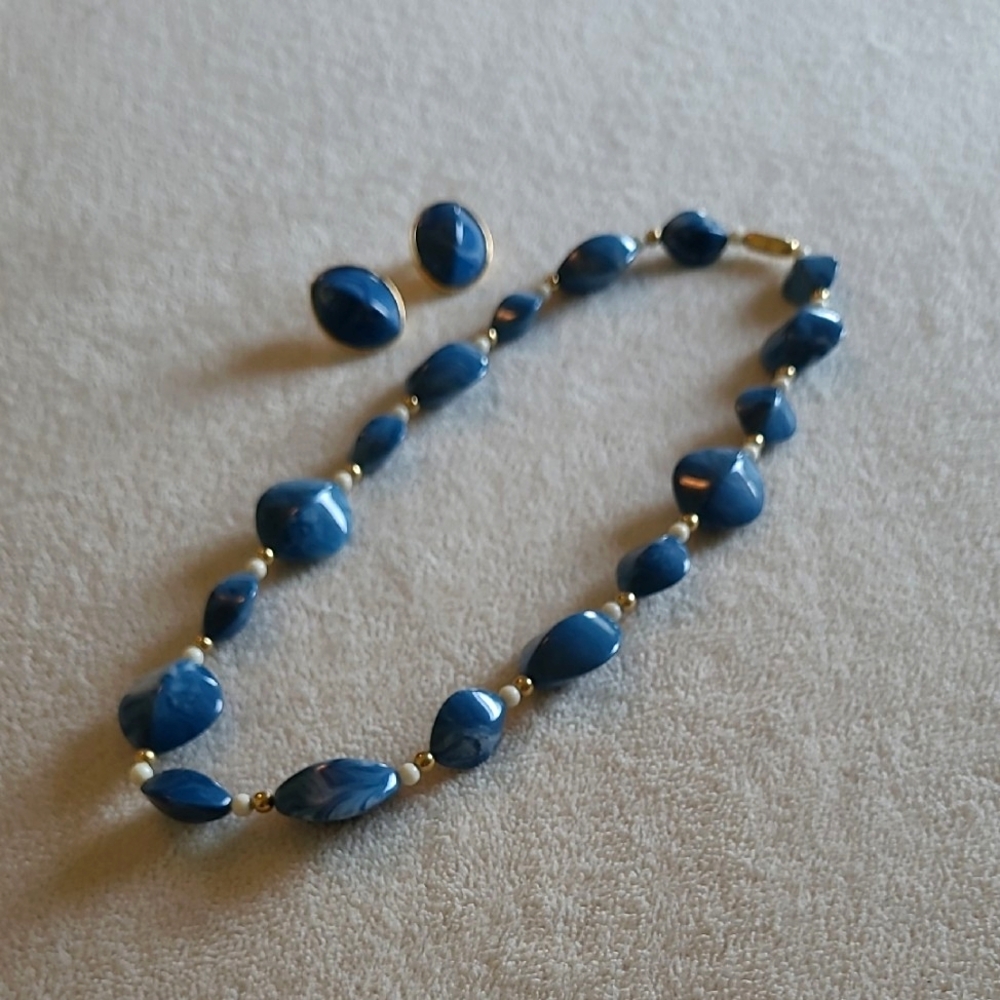 Vintage Avon Marbled Blue Mediterranean Lucite Necklace & Pierced Earring Set